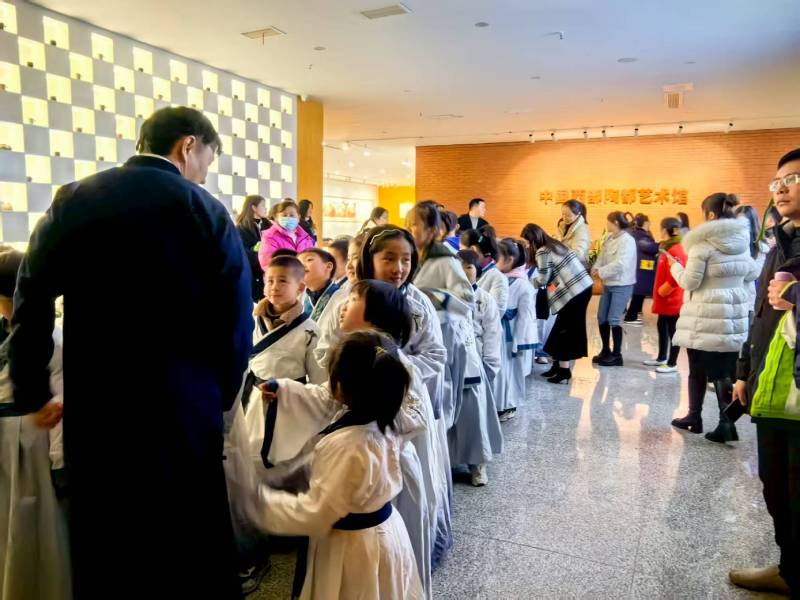 文化赋能：开远市魔创文旅挖掘城市文化资源的实践探索